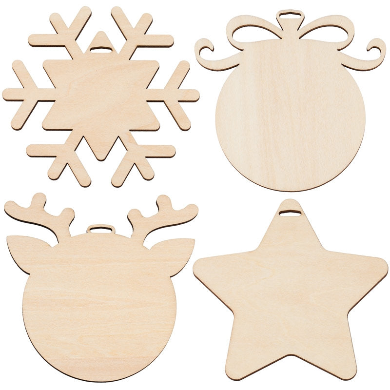 Gepersonaliseerde kerstdecoraties van hout in vier verschillende vormen
